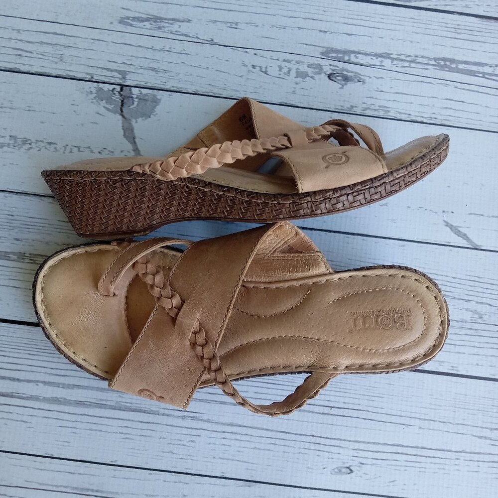 BORN Wedge Toe Loop Sandals Brown Braided Leather‎ Womans 6